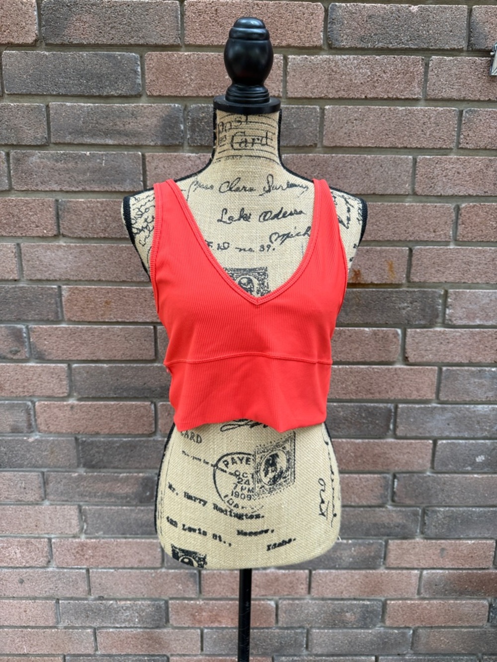 LuluLemon Orange Ribbed V-Neck Crop Tank Top Size XL